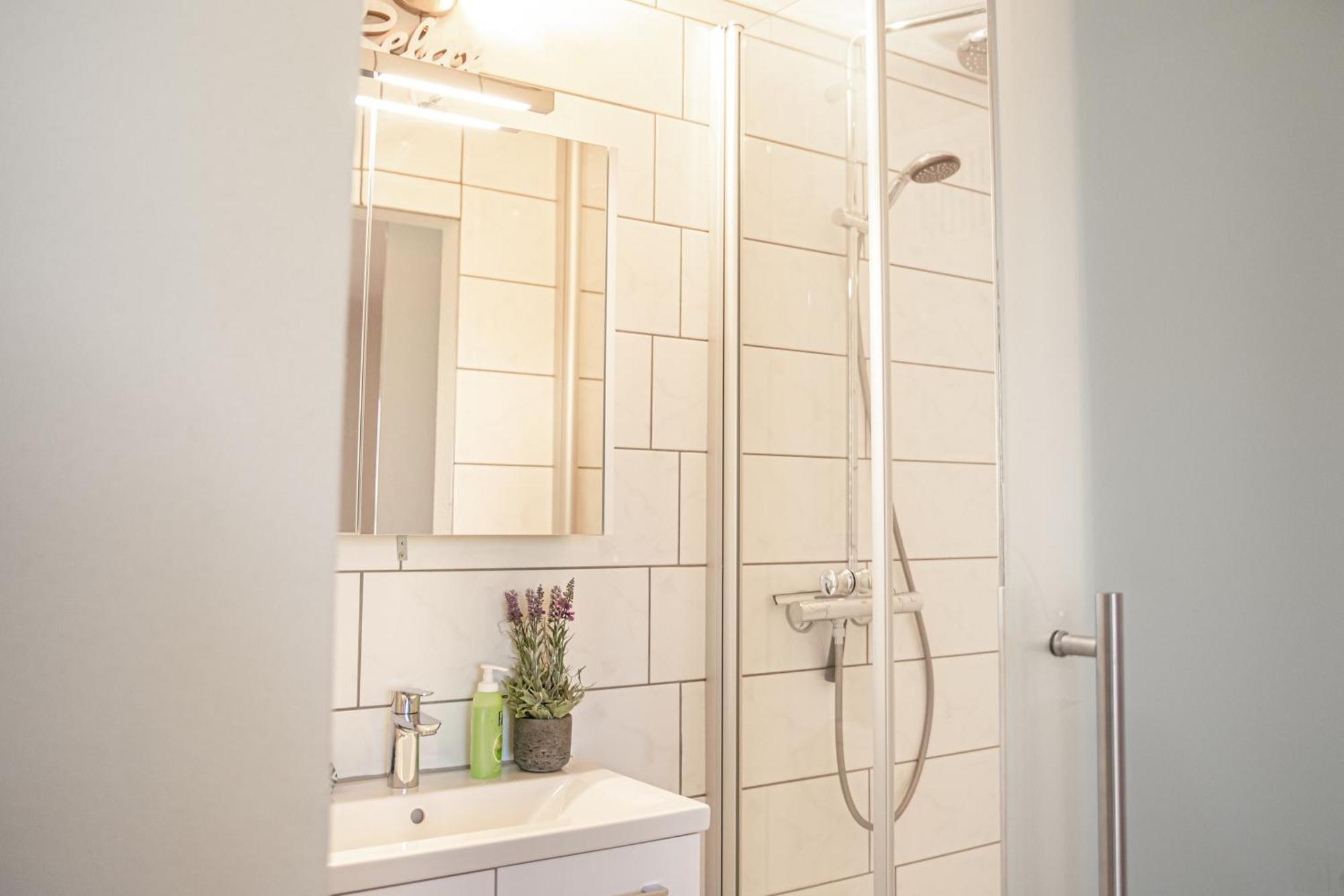 Lakeside Apartment - Seeufer Apartment Allensbach Εξωτερικό φωτογραφία